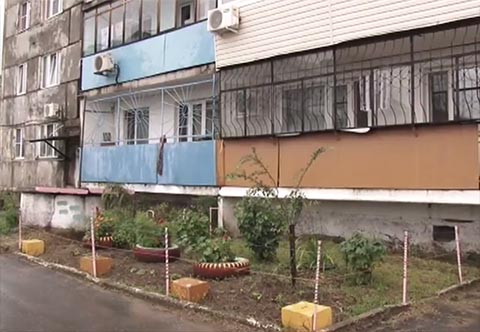 Состояние дворовых территорий в посёлке Николаевке