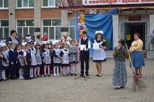 Во всех школах Смидовичского района прозвучали первые звонки. Дан старт новому учебному году!