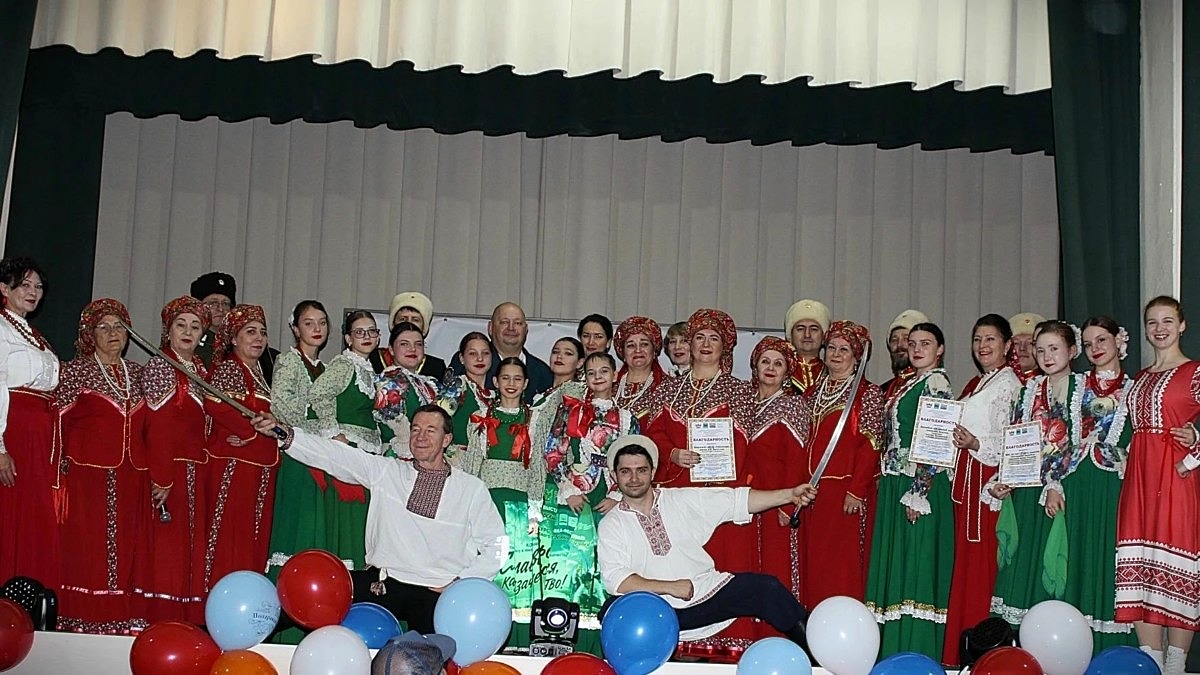 Славься, казачество! В Приамурском отгремел фестиваль «Амурские волны Покровки»